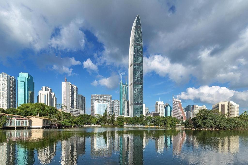 Golden Central Hotel Shenzhen Exterior photo